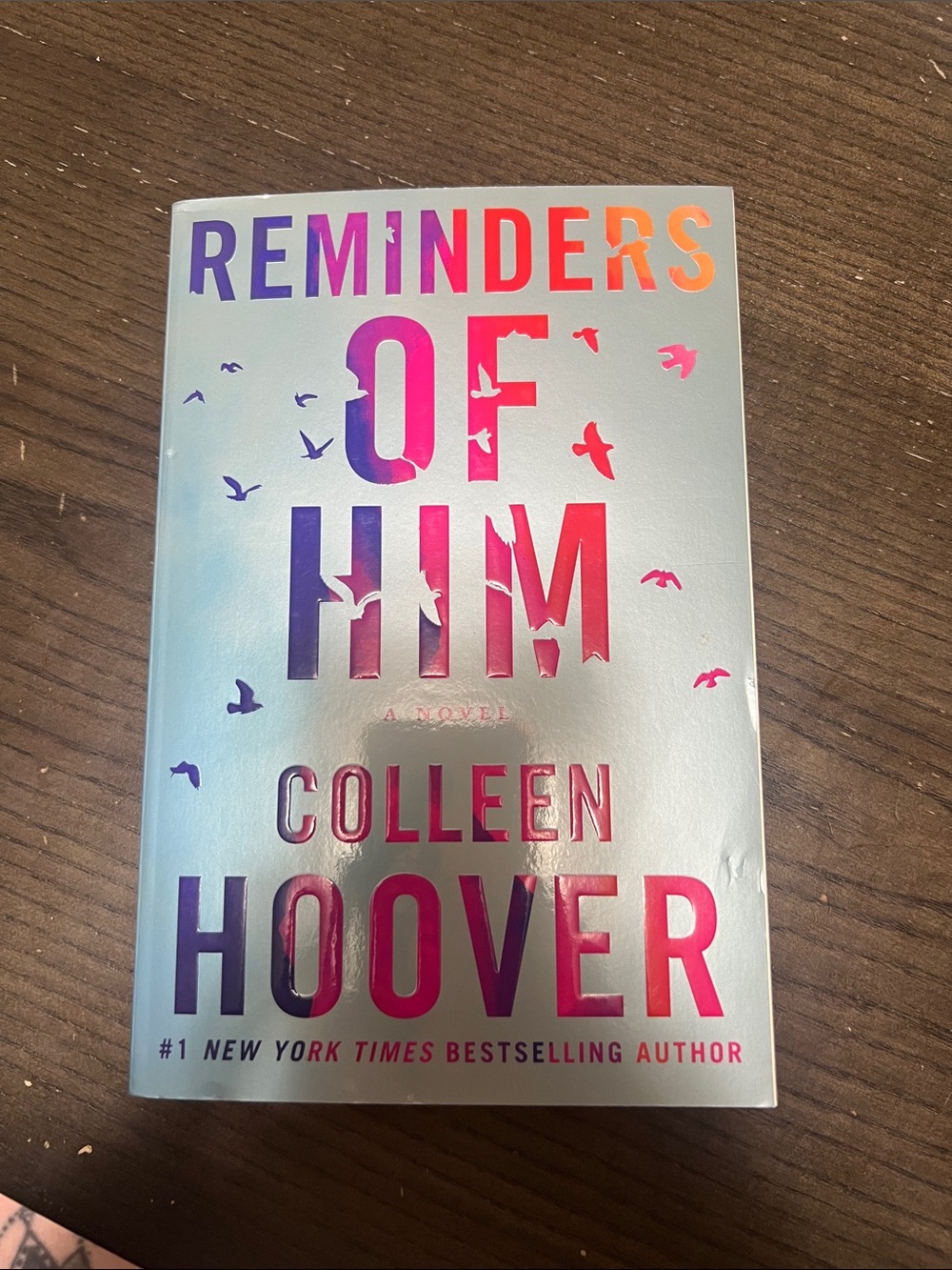 Reminders of him by Colleen Hoover